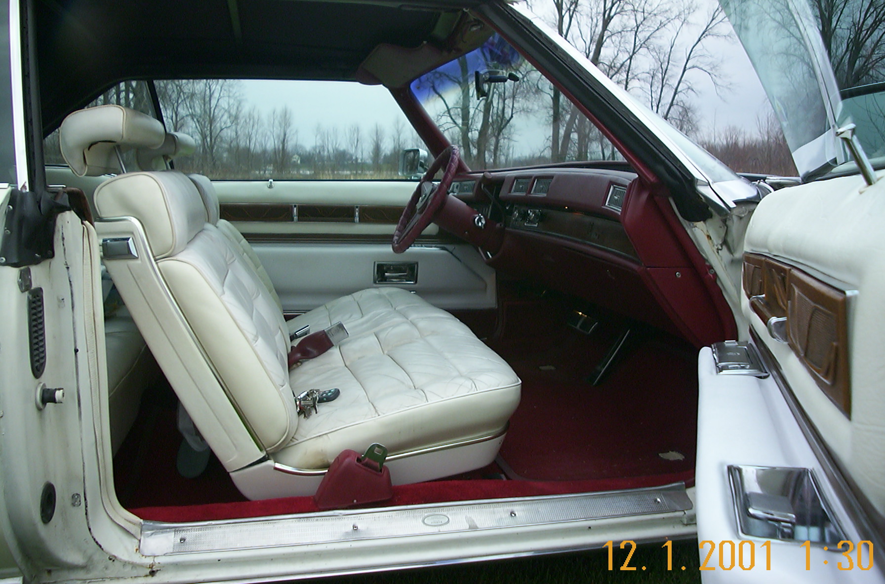 1975 Cadillac Eldorado Front Seat/Pass